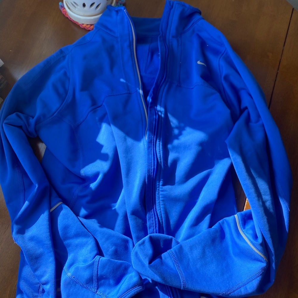 NEW NIKE zip up!!!